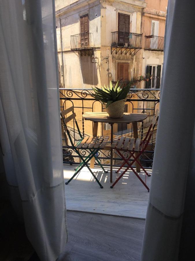 Suiteinpalermo - Case Vacanze Nel Centro Storico Luaran gambar