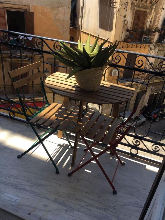 Suiteinpalermo - Case Vacanze Nel Centro Storico Luaran gambar