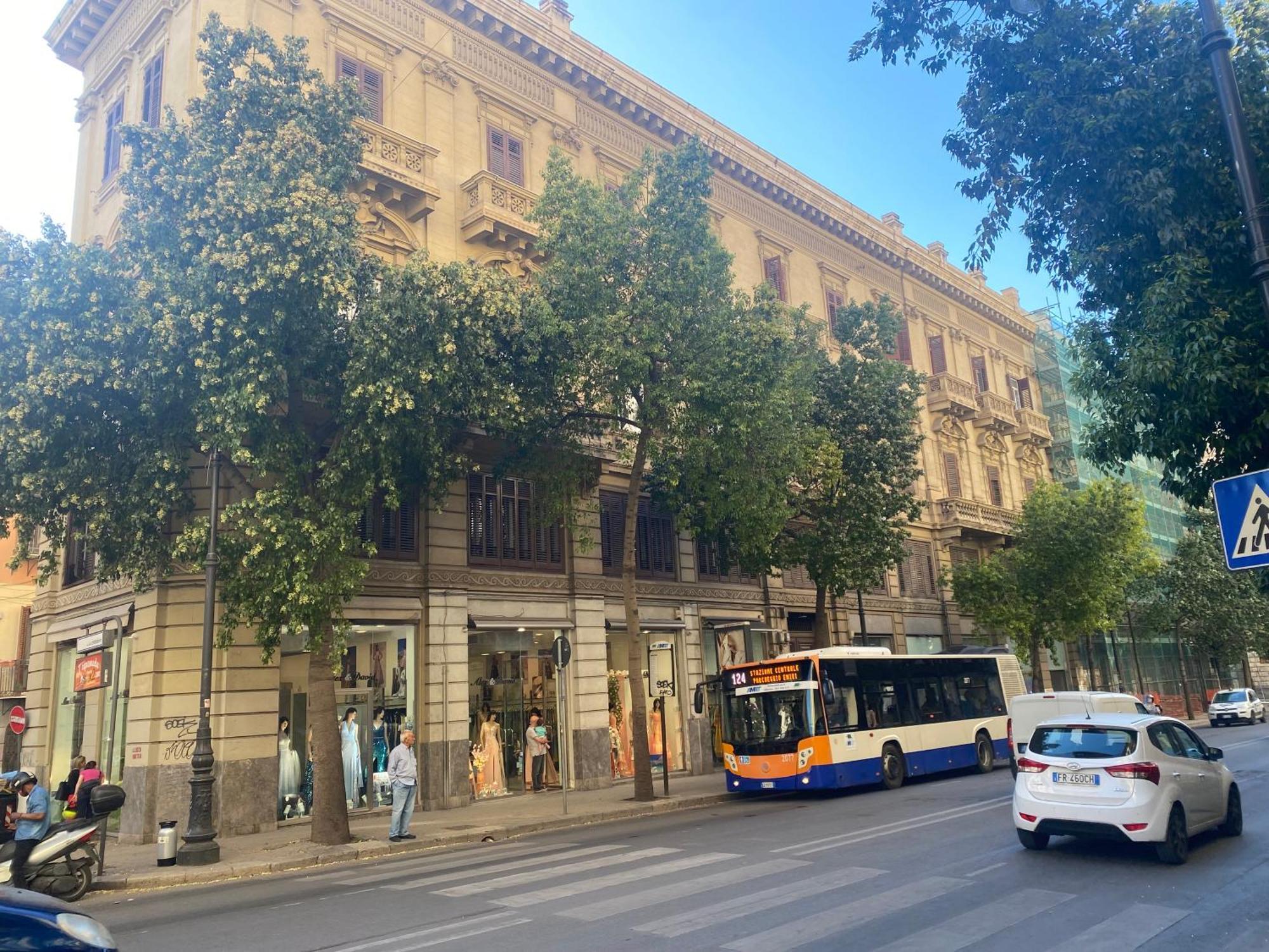 Suiteinpalermo - Case Vacanze Nel Centro Storico Luaran gambar